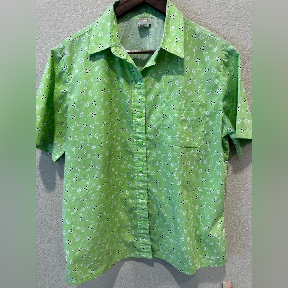 Boca Bay Women’s Lime Green Button-Up Shirt w/Snap Buttons - Size M